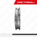 ARO POSTERIOR 2.15-18 32H ALU. PLATA XSERIES (110/100-18) - AK WORKS(25) / AKS / AK47 / T4-300 / FX250E-T4 / J10 / X6(24) / J3 / J6 / M4(24)