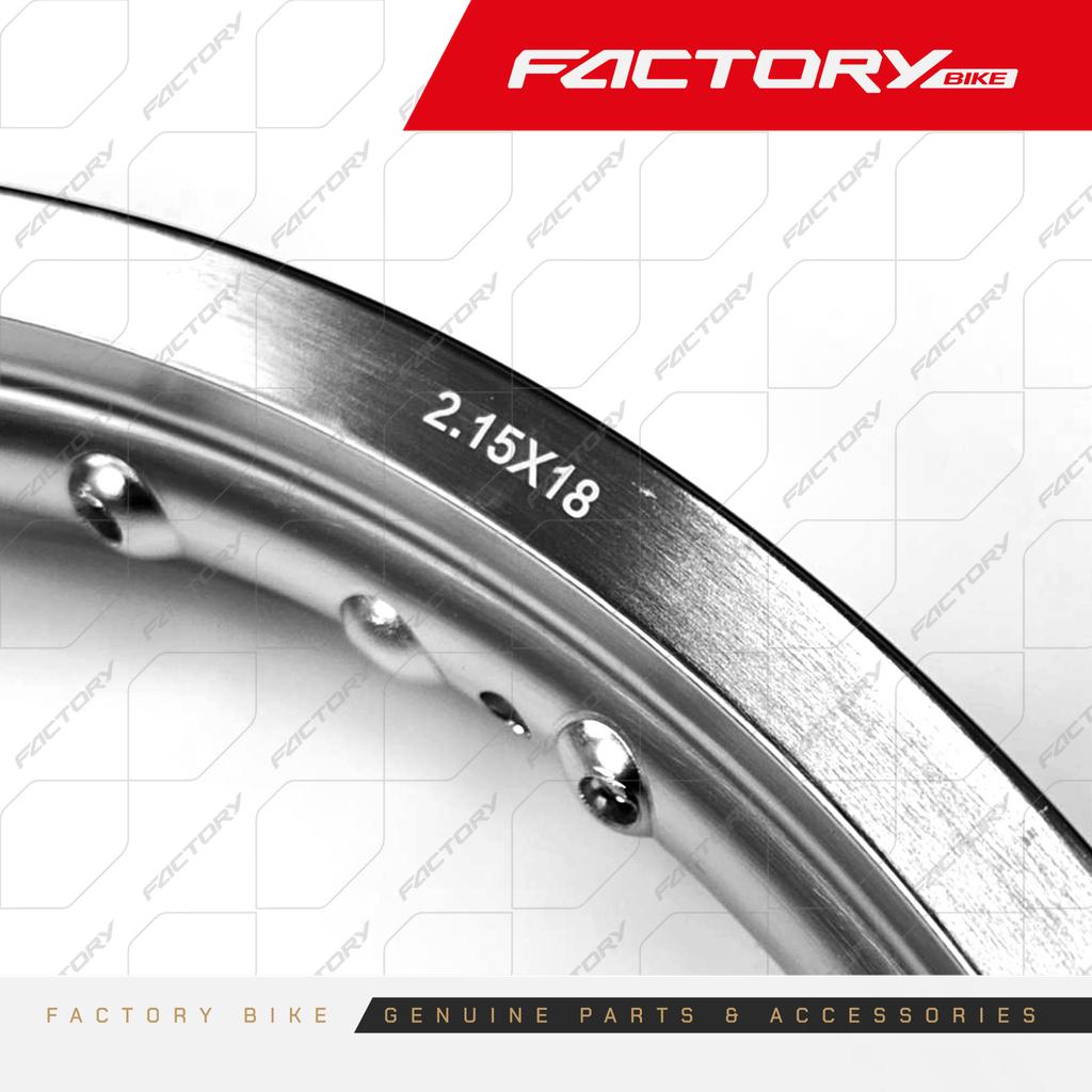 ARO POSTERIOR 2.15-18 32H ALU. PLATA XSERIES (110/100-18) - AK WORKS(25) / AKS / AK47 / T4-300 / FX250E-T4 / J10 / X6(24) / J3 / J6 / M4(24)