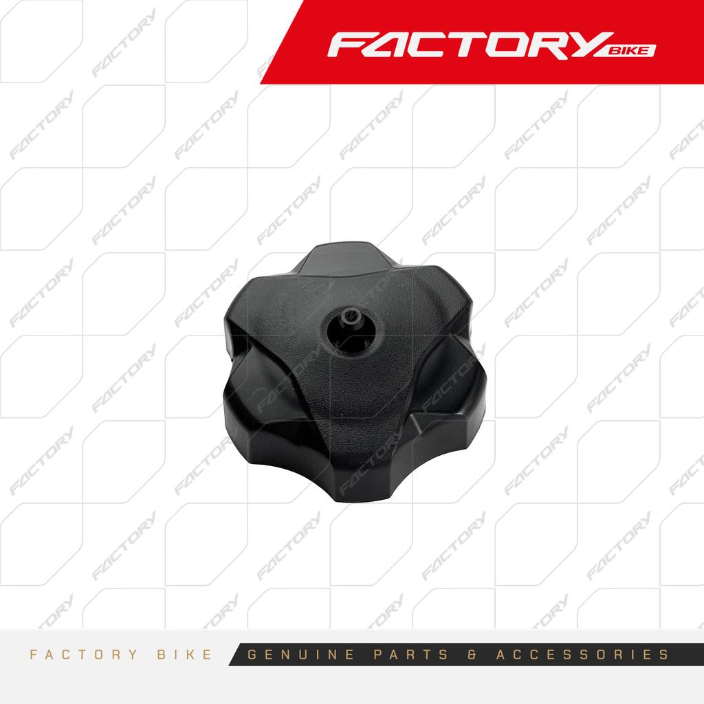 TAPA TANQUE DE GASOLINA NEGRA - AKS(23) / TS-250(22) / JOKER(26) / S25(20) / JETT250(26) / J6(23) /  S19(22) / S15(22)