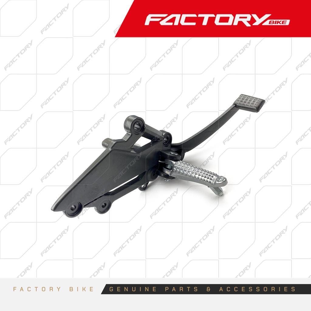 ESTRIBO DEL. ARM. DER (P.FRENO) GR - F370 / F300 / FK370 / SHIFT(24) / MONSTER(22) / BESTIA(24)