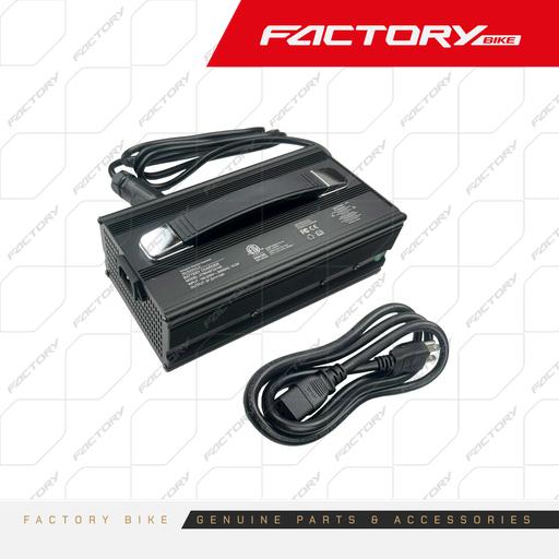 [FB413-005] CARGADOR XT80 67.2V 10A STD AMERICANO 110V - CHEETAH(25)