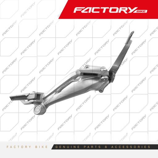 [FB262-001] ESTRIBO DEL ARM DER (P.FRENO) PLA. - KENI(22)