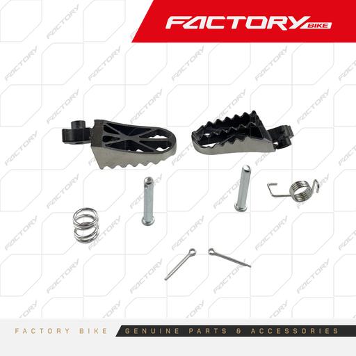 [FB064-001] ESTRIBOS DEL IZ/DE GRIS - FX250AK47